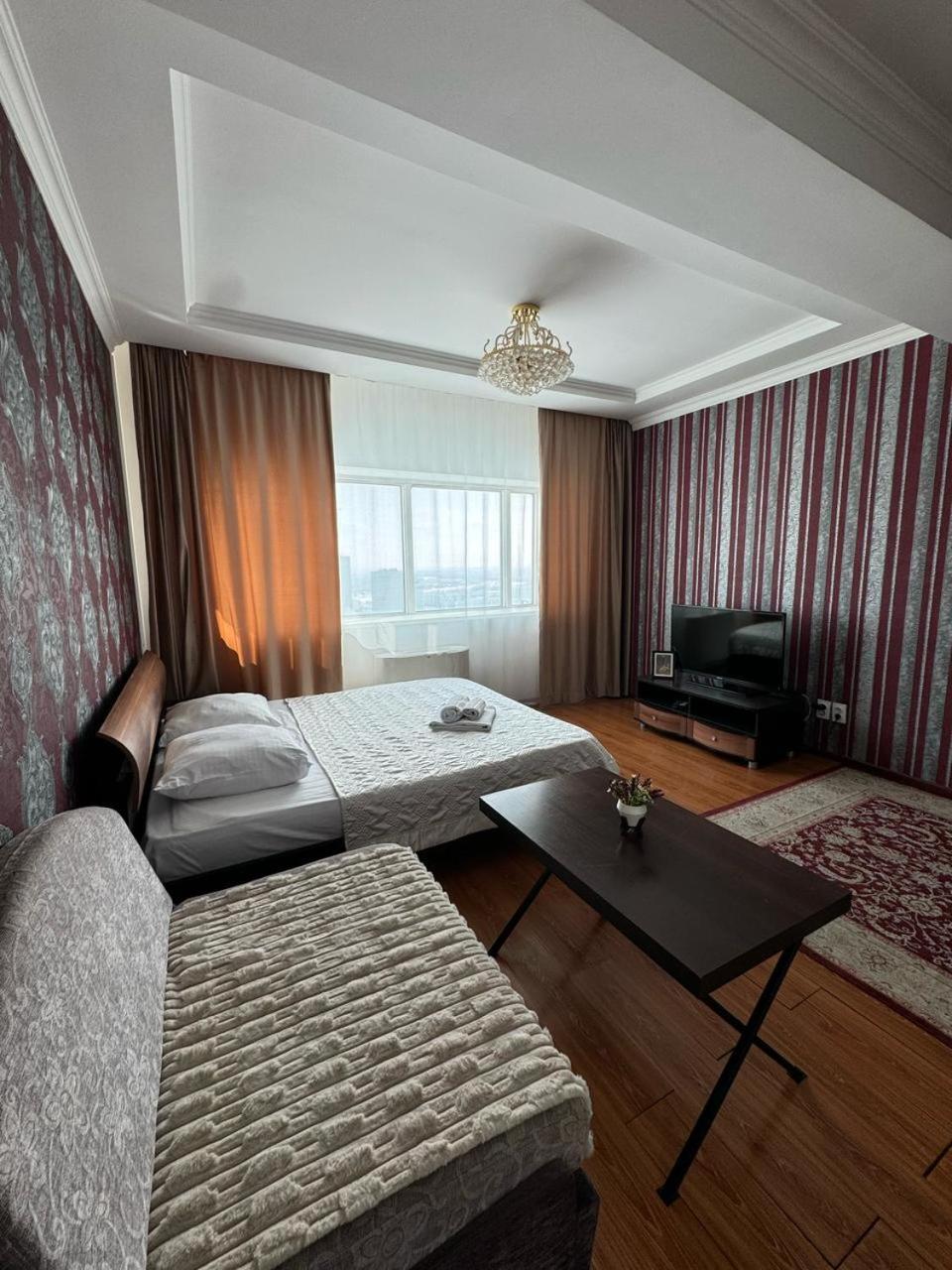 Sky House Astana Hotel Exterior foto